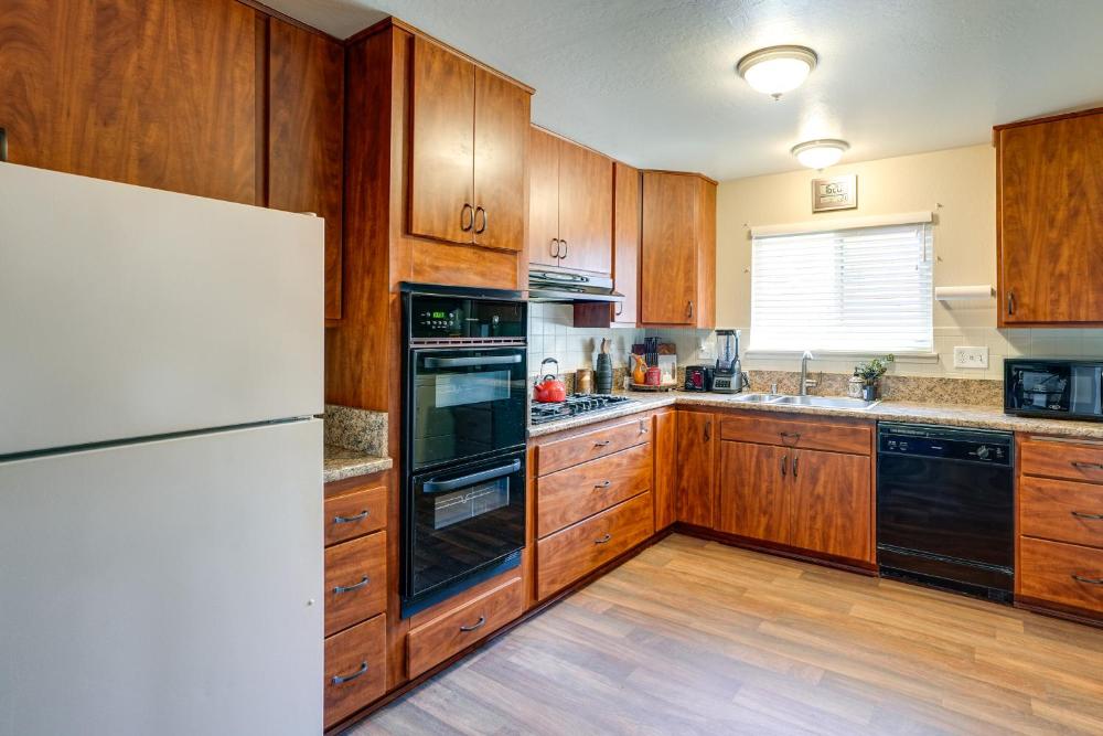 Vallejo Vacation Rental Close to Wine and Outdoors